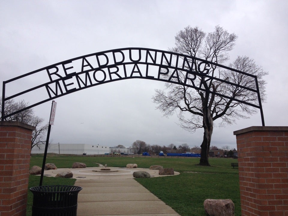 Dunning Read Memorial Park of 1871, W Belle Plaine Ave, Chicago, IL