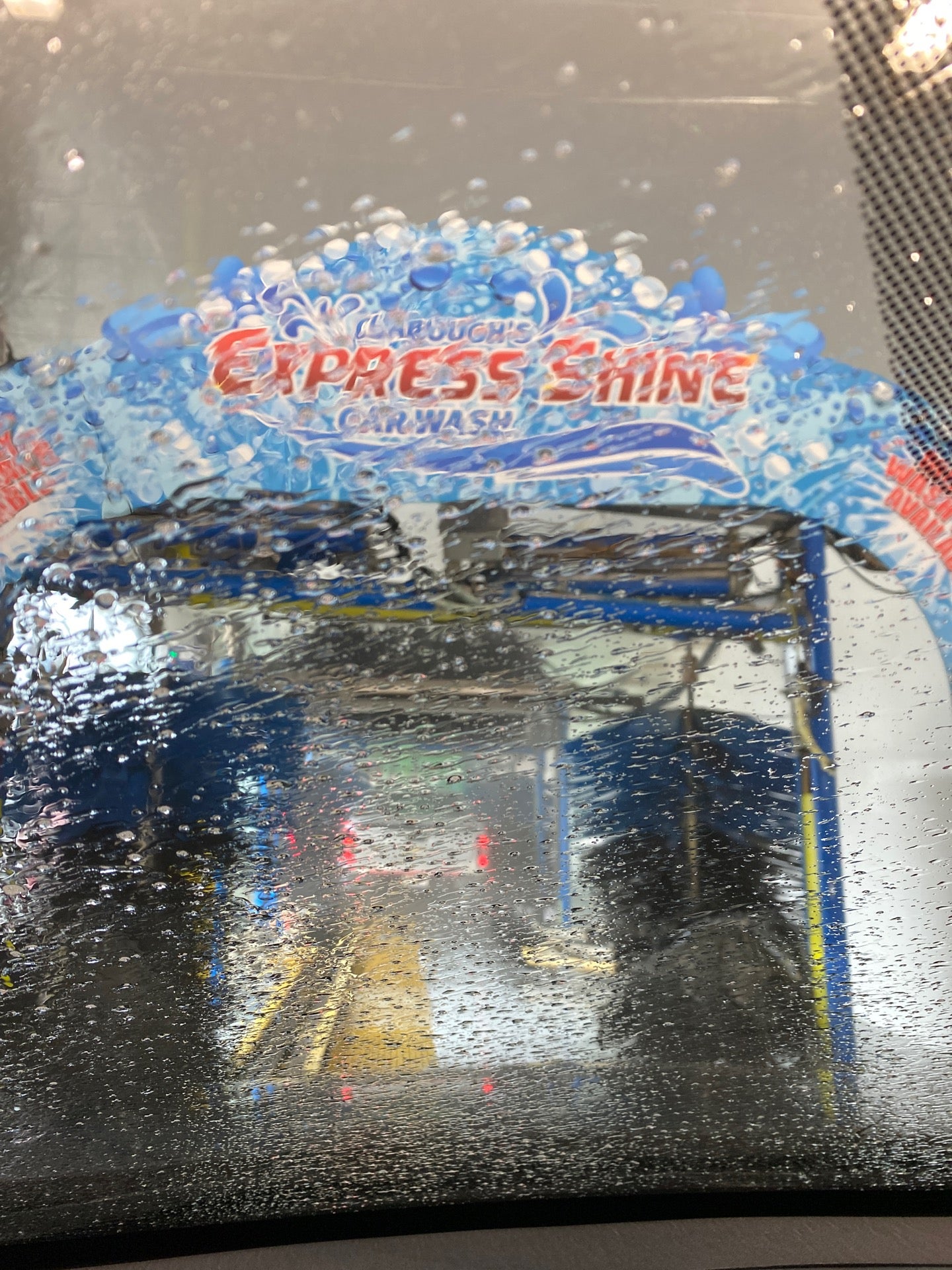 Whistle Express Car Wash, 410 Wears Valley Rd, Pigeon TN, Car