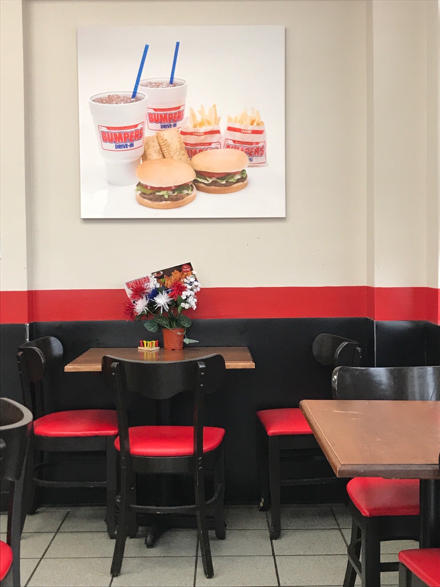 Bumpers DriveIn, 690 Grants Ferry Rd, Flowood, MS, Eating places