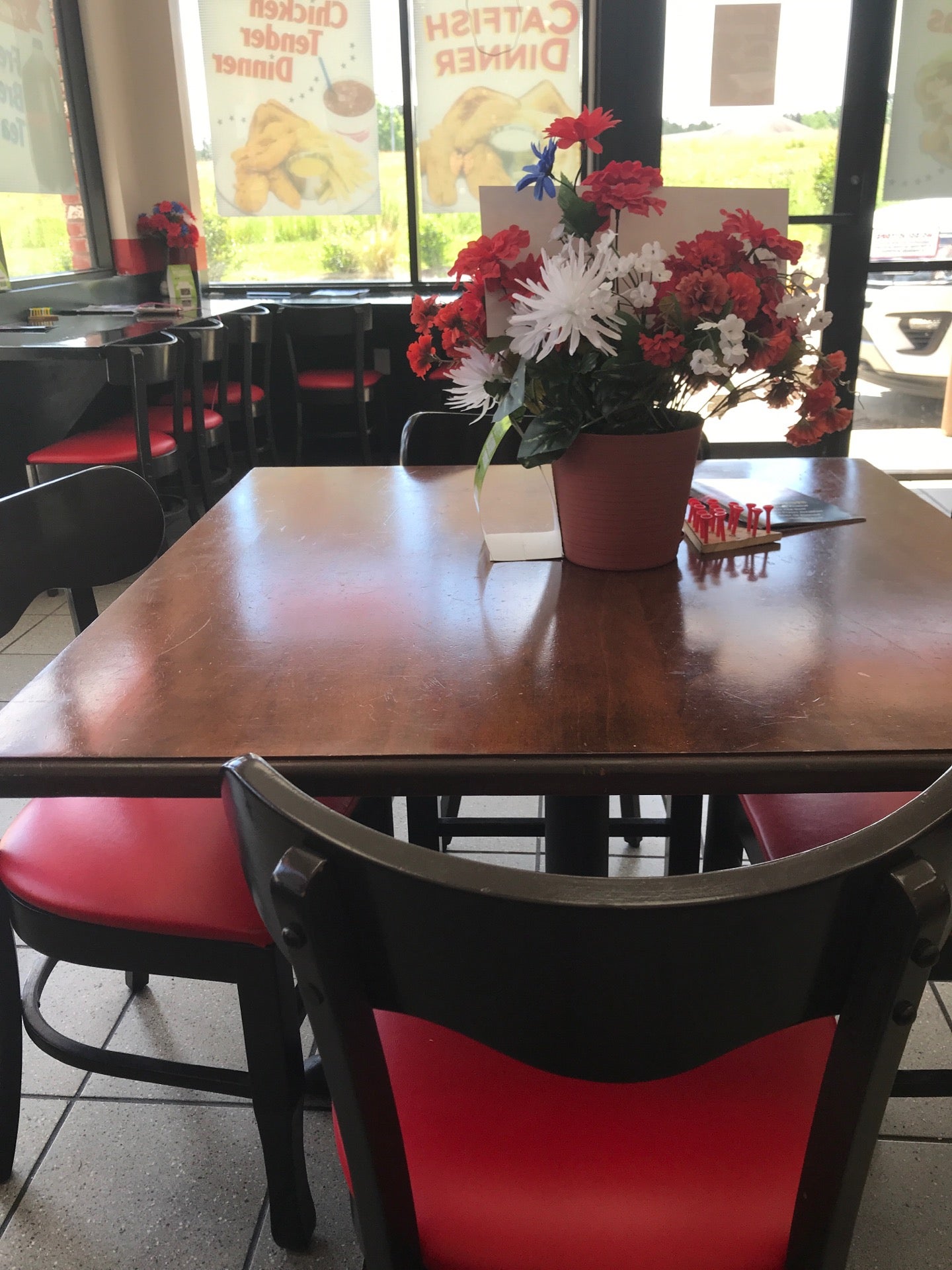 Bumpers DriveIn, 690 Grants Ferry Rd, Flowood, MS, Eating places