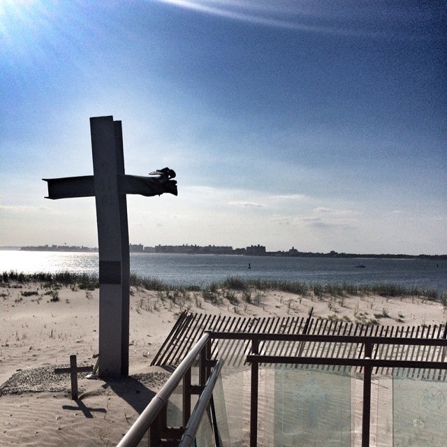 breezy-point-9-11-memorial-breezy-point-ny-monuments-mapquest