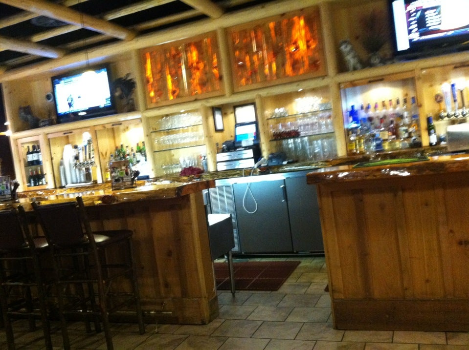 Camp Critter Bar & Grille at Great Wolf Lodge, 20500 Old Highway 99 SW