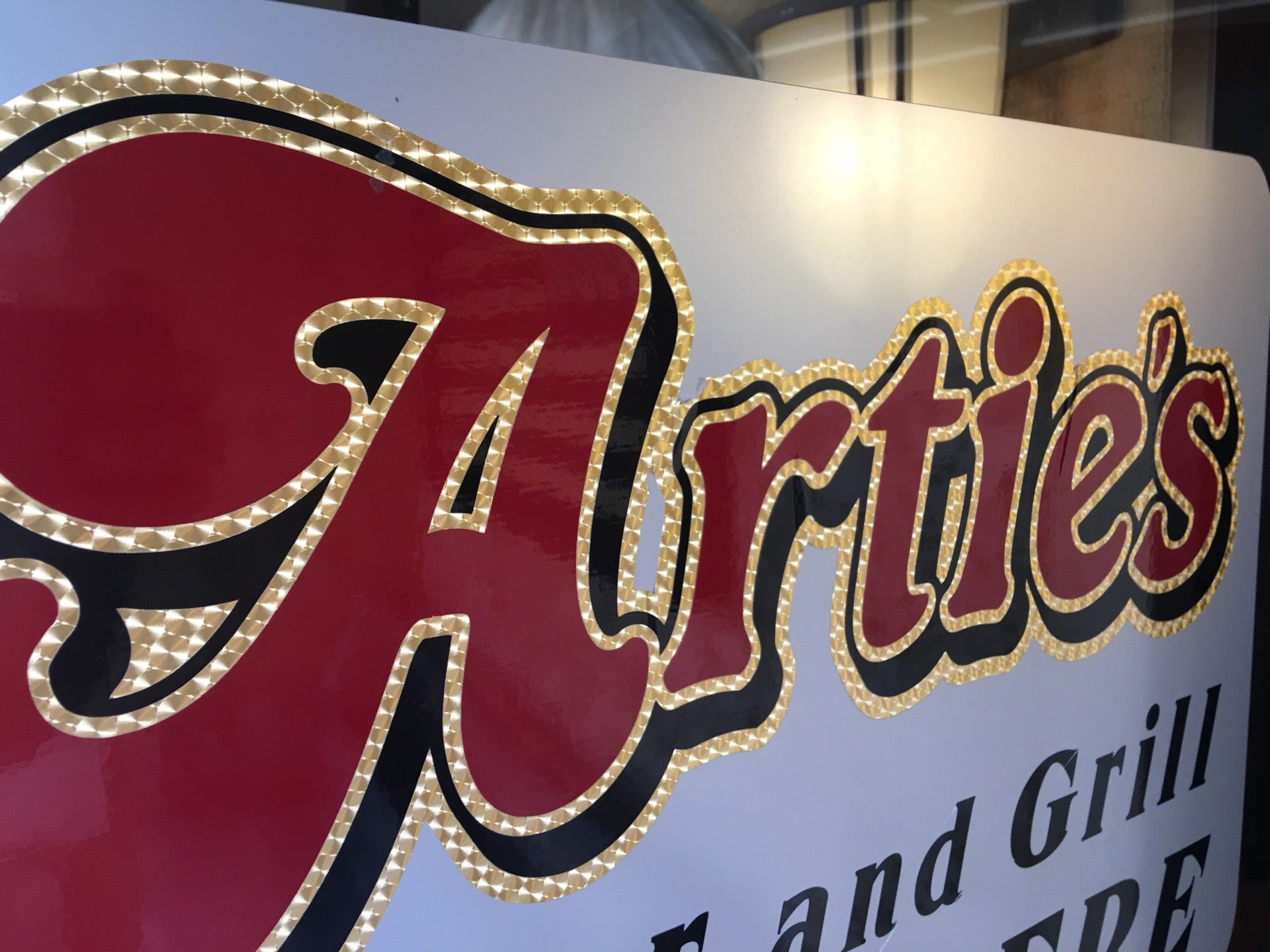 Artie's Bar and Grill, 1121 State Route 12, Frenchtown, NJ, Eating