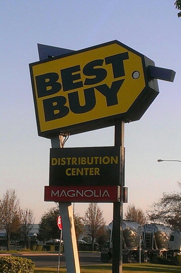 Best Buy Distribution Center, 777 Monte Vista Dr, Dinuba, CA, Radio