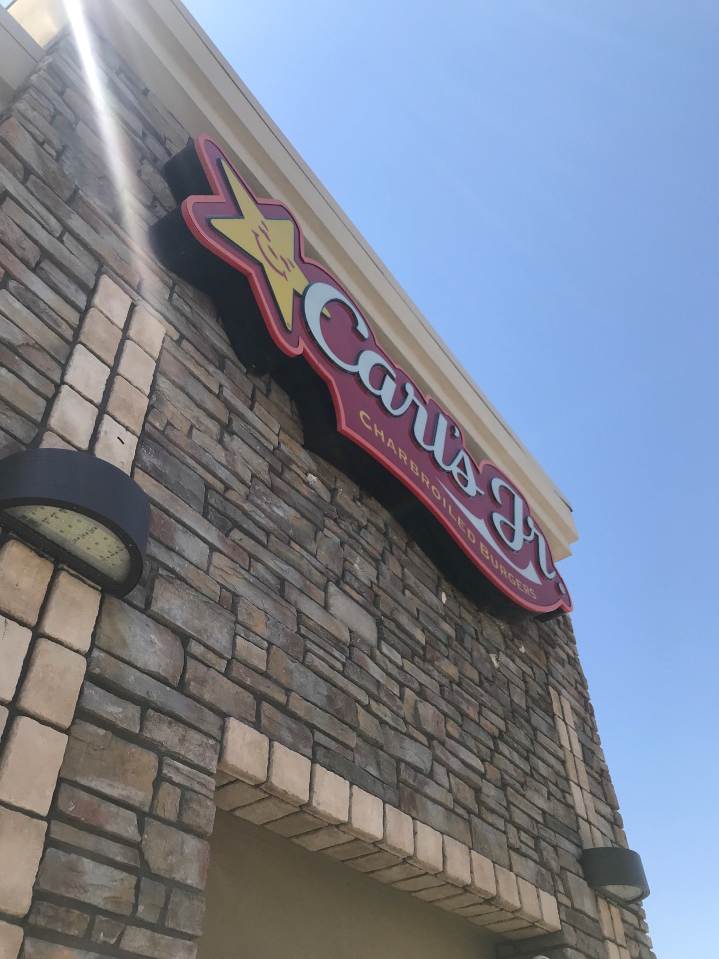 Carl's Jr., 14875 S Highway 95, Lake Havasu City, AZ, Eating places