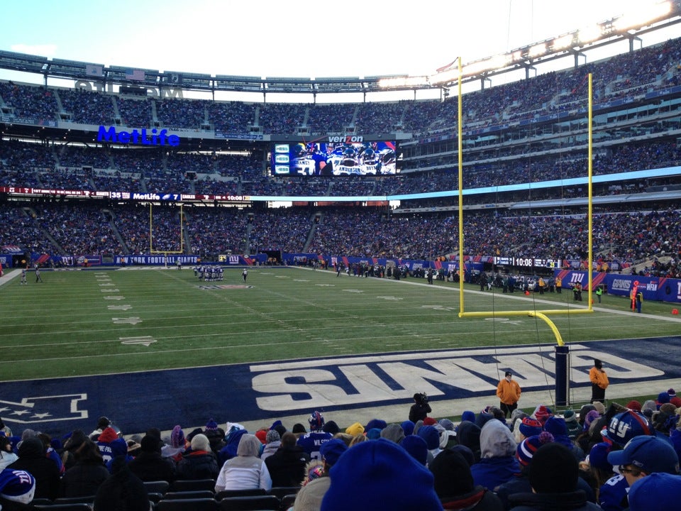 Giants Flagship Store, MetLife Stadium, East Rutherford, NJ, Sporting Goods  - MapQuest