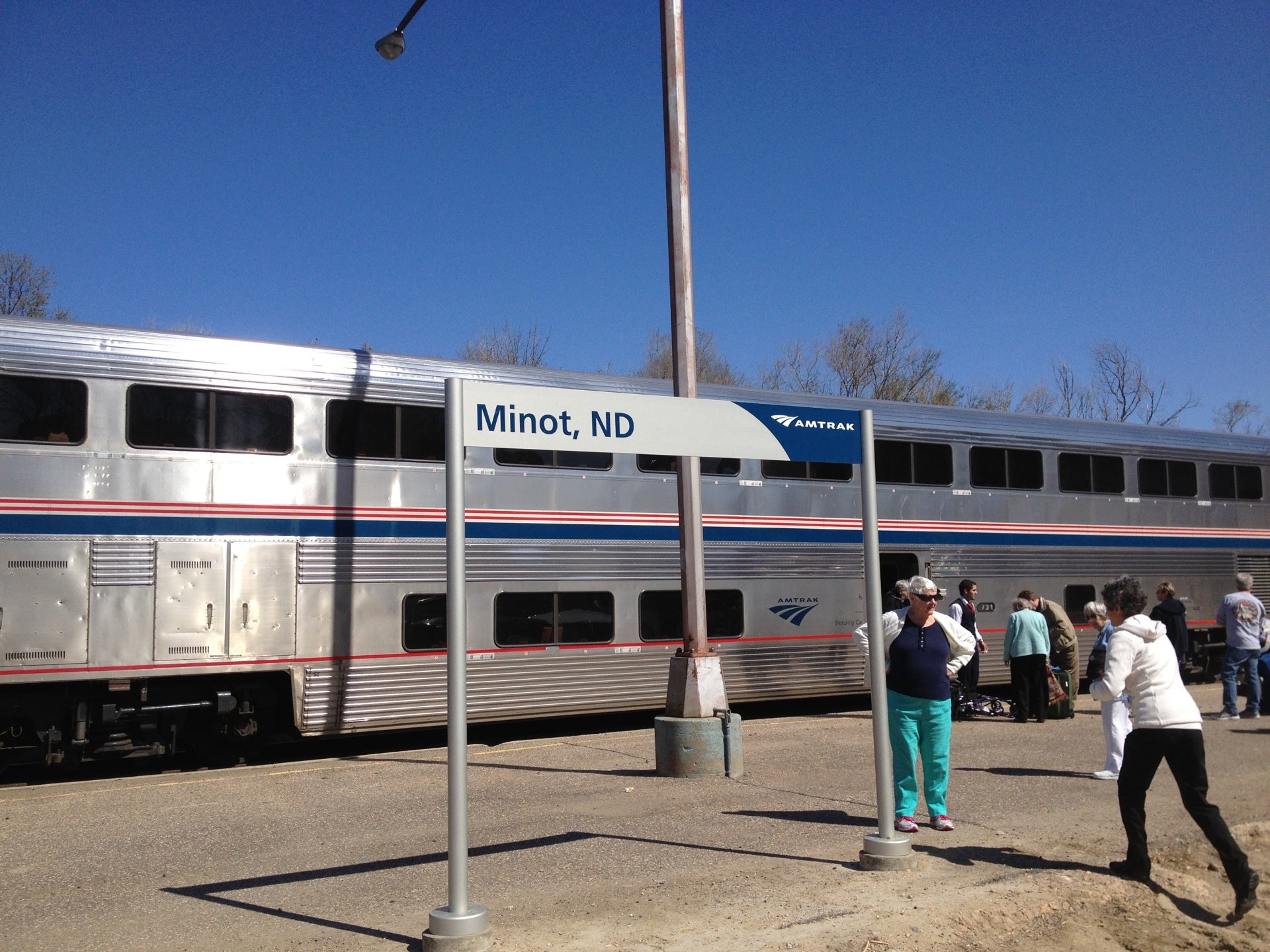Amtrak, 400 1st Ave SW, Minot, ND, Passenger train services MapQuest