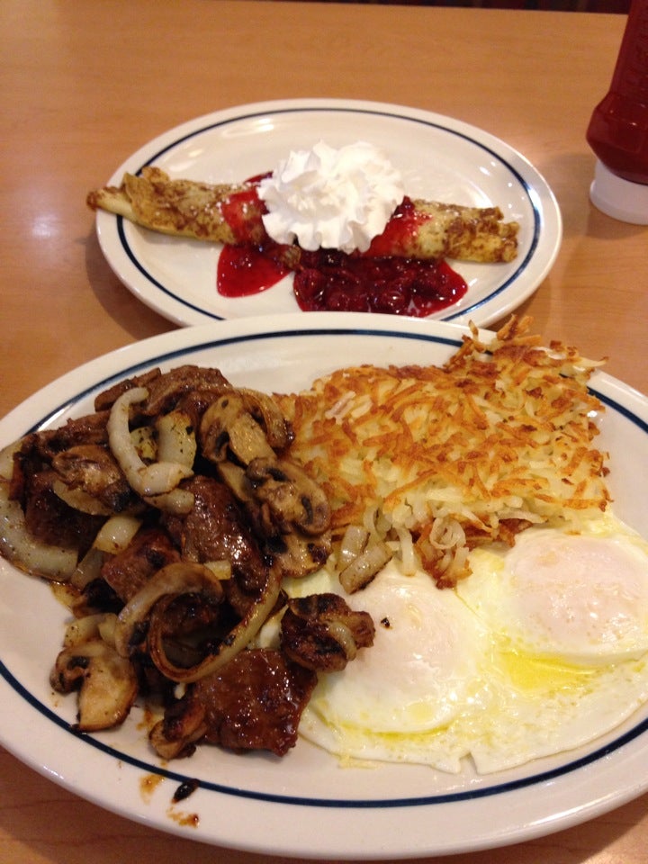 IHOP, 3511 Steelyard Dr, Cleveland, OH, Restaurant, family: chain