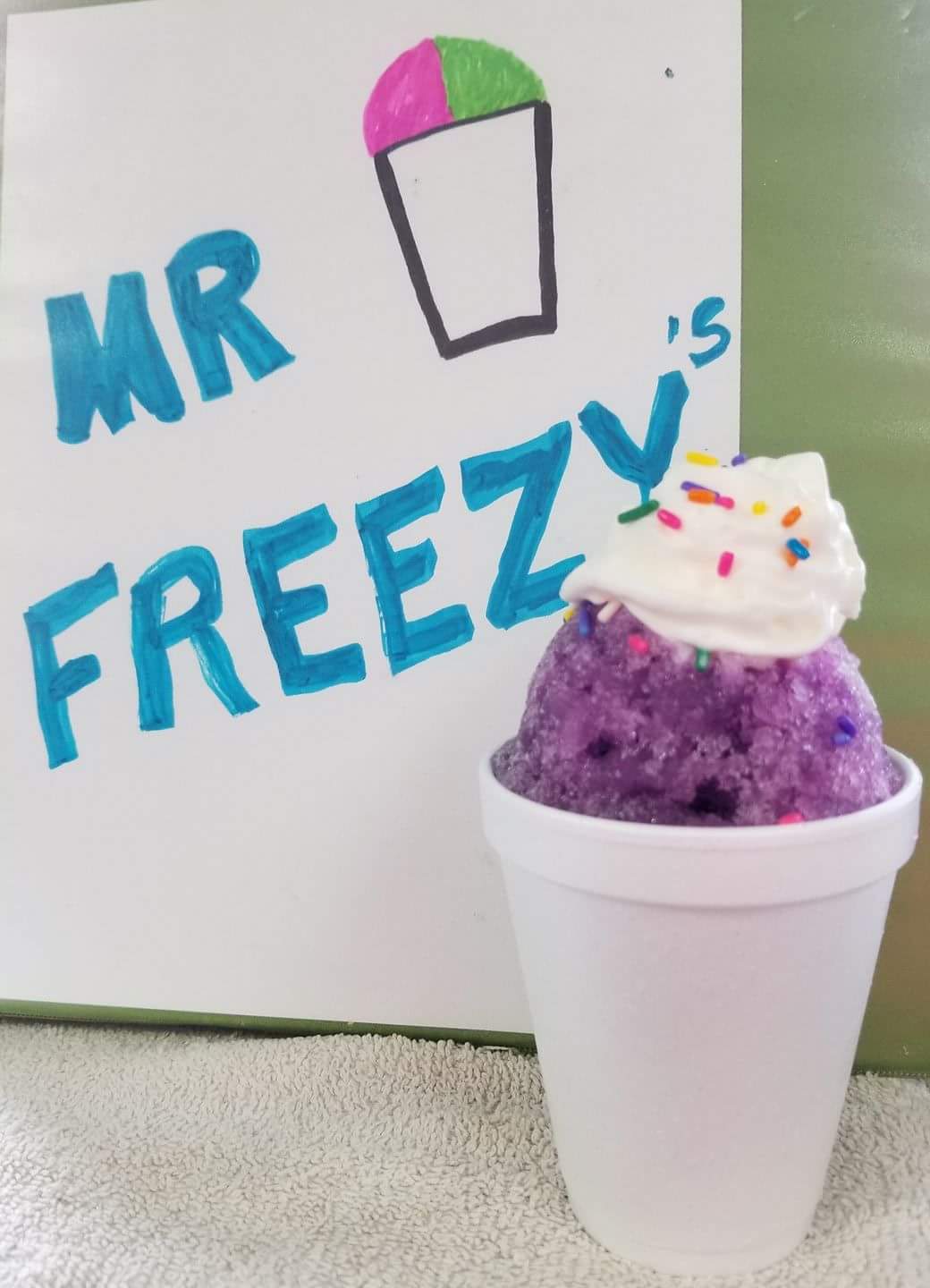Freezys, 7123 Boulevard 26, North Richland Hills, TX, Ice Cream Parlors