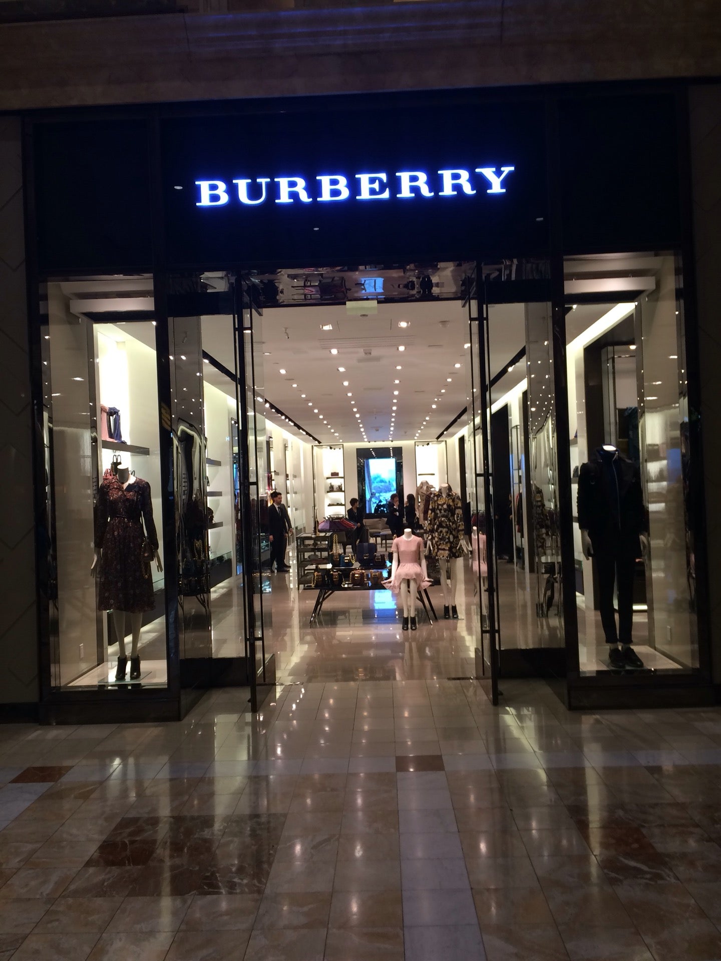 Burberry, 3327 Las Vegas Blvd South, The Shoppes at the Palazzo, Las Vegas,  NV, Men's Apparel - MapQuest