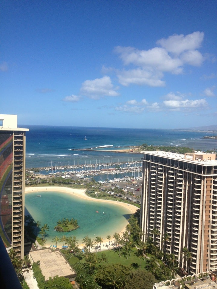 Hilton Hawaiian Village Waikiki Beach Resort, 2005 Kalia Rd, Honolulu ...