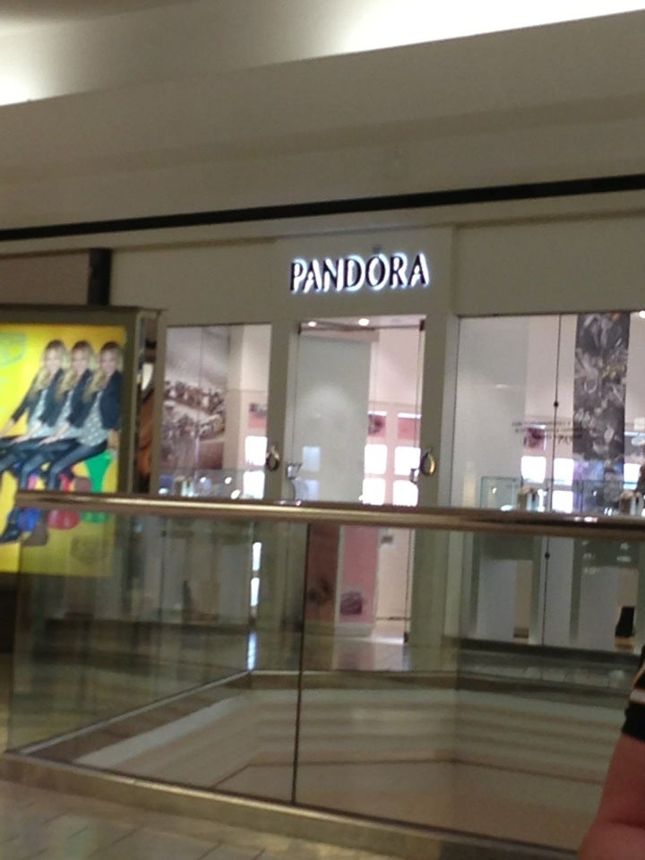 Pandora sale stoneridge mall