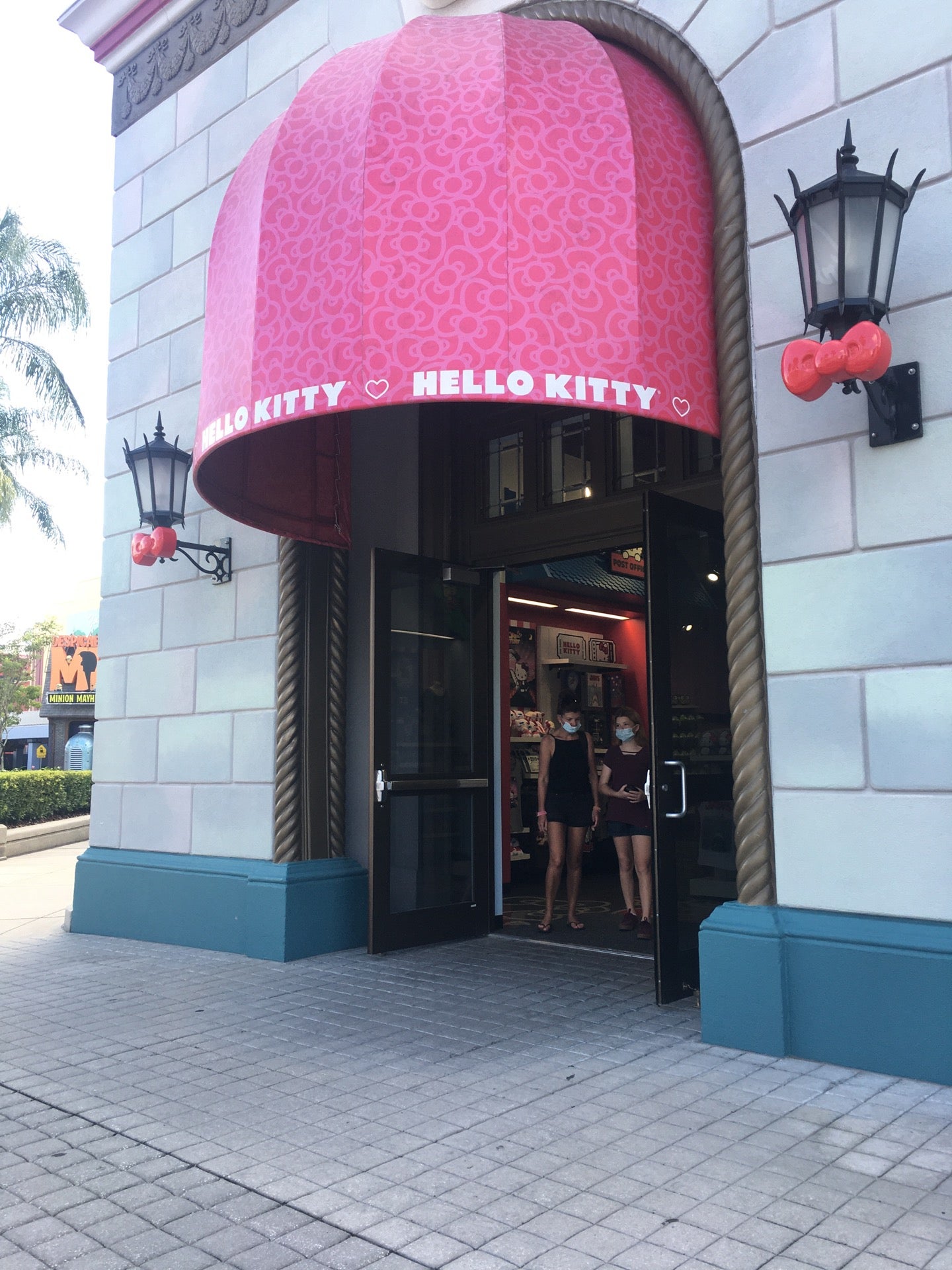 The Hello Kitty Shop, 6000 Universal Blvd, Orlando, FL, Retail Shops -  MapQuest