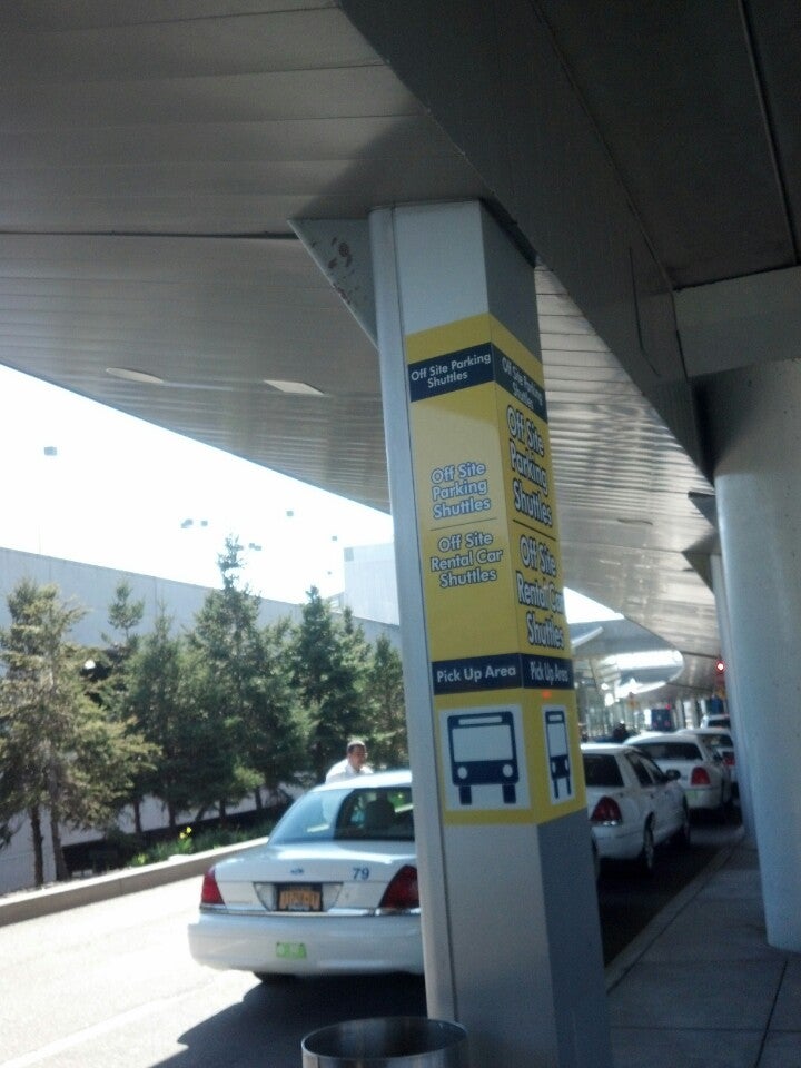 Megabus Bus Stop, Buffalo Airport, Cheektowaga, NY MapQuest
