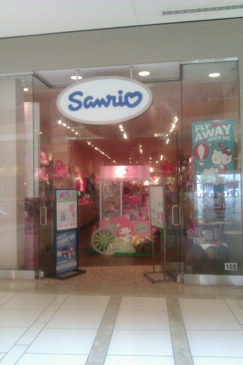 Sanrio  Sanrio store, Hello kitty store, Sanrio shop