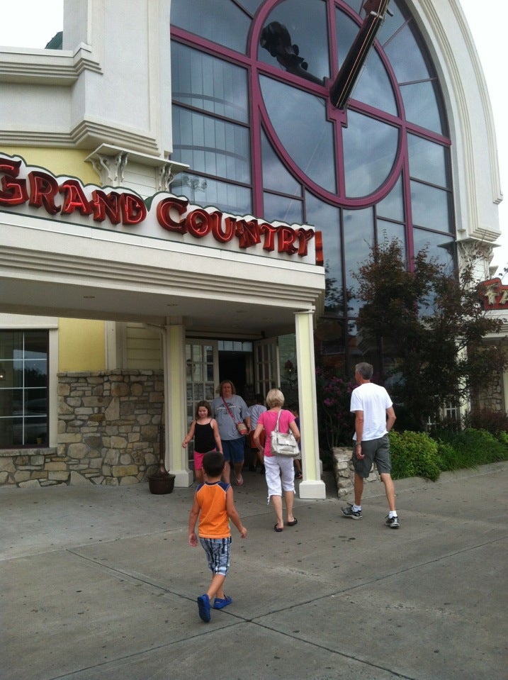 Grand Country Buffet, 1945 W 76 Country Blvd, Branson, MO, Pizza MapQuest