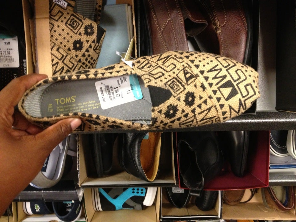 Nordstrom Rack, 8525 Mills Dr, Miami, FL, Clothing Retail - MapQuest