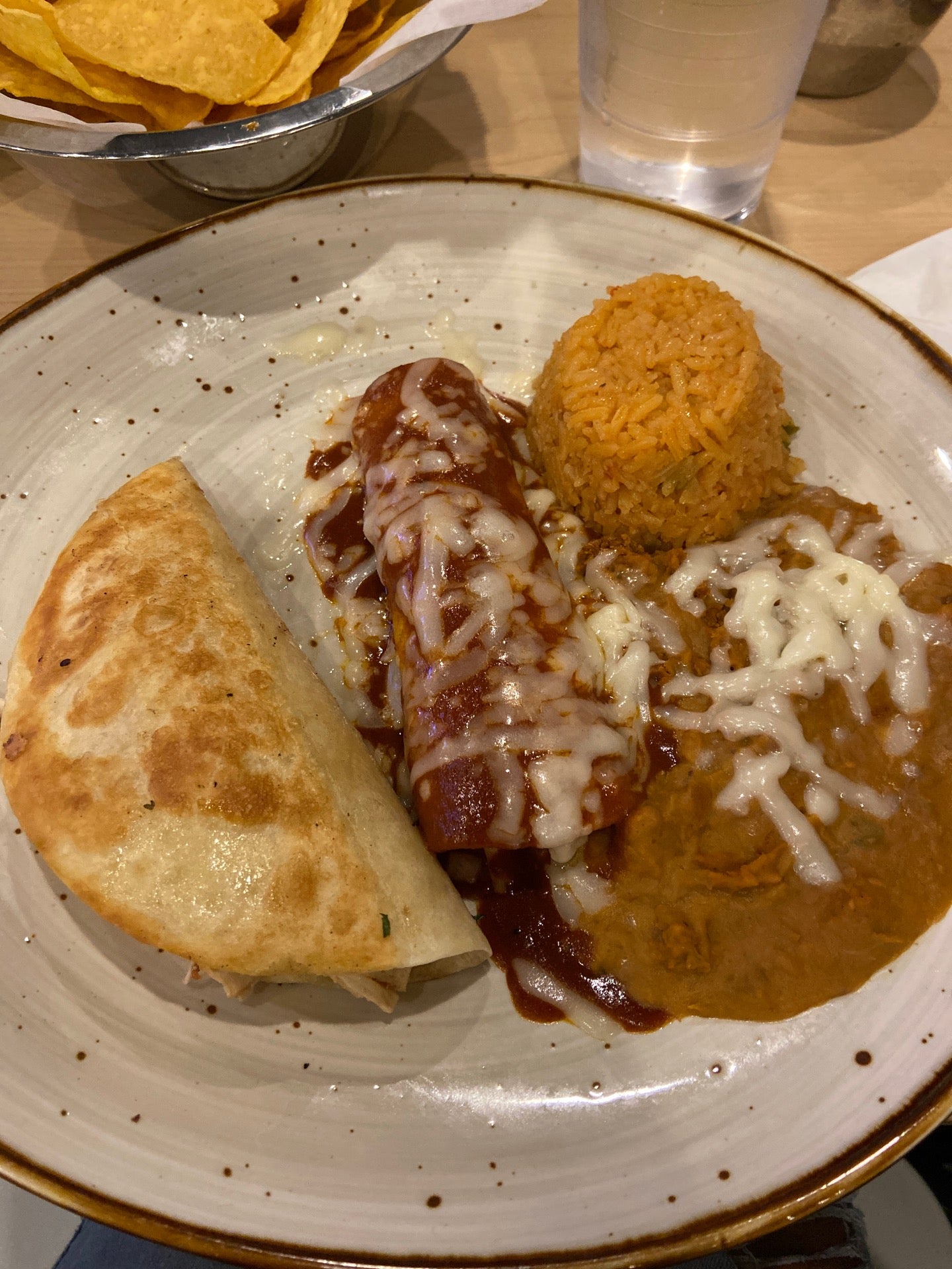 Don Julio Mexican Kitchen & Tequila Bar, 12789 Waterford Lakes Pkwy Bay