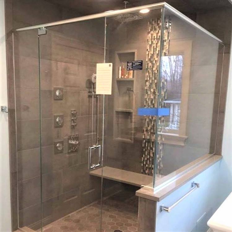 Shower Door Installations In East Hanover, NJ - Lifetime Aluminum