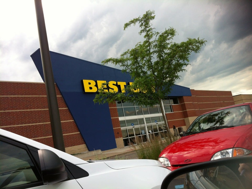 Best Buy Outlet, 7602 S Cicero Ave, Burbank, IL, Photography - MapQuest