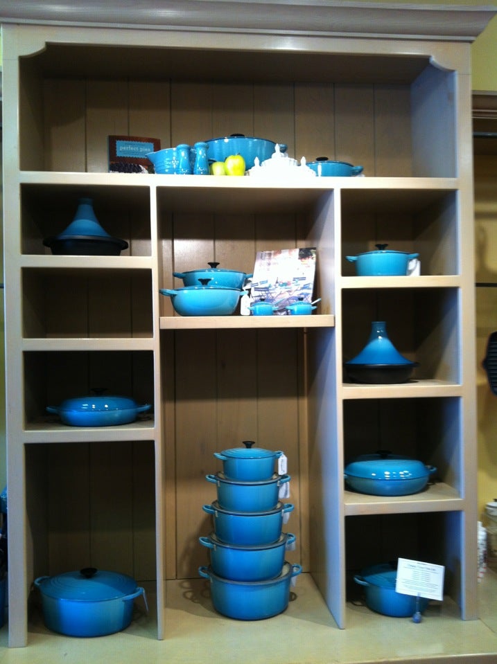LE CREUSET OUTLET STORE - 4026 E 82nd St, Indianapolis, Indiana - Tableware  - Phone Number - Yelp