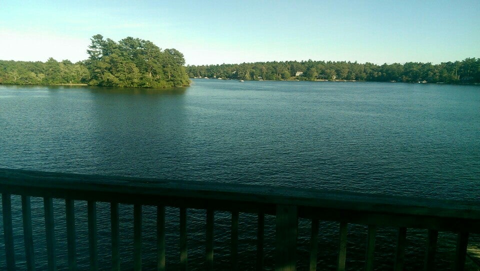 White Island Pond, Mohawk Cir, Plymouth, Town of, MA MapQuest