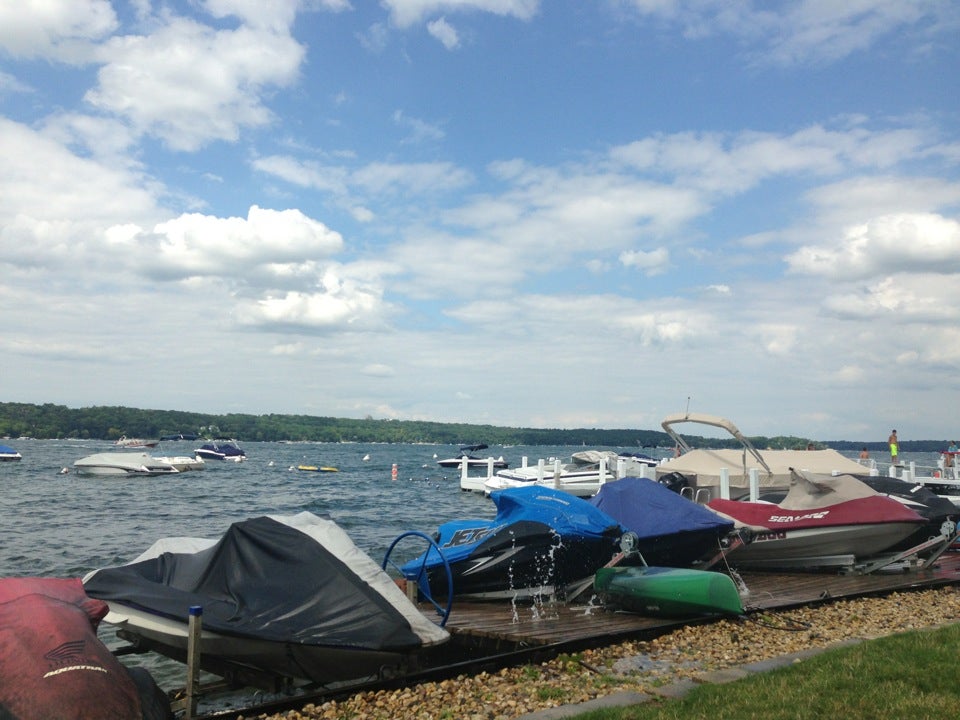 Indian Hills Pier, Fontana, WI MapQuest