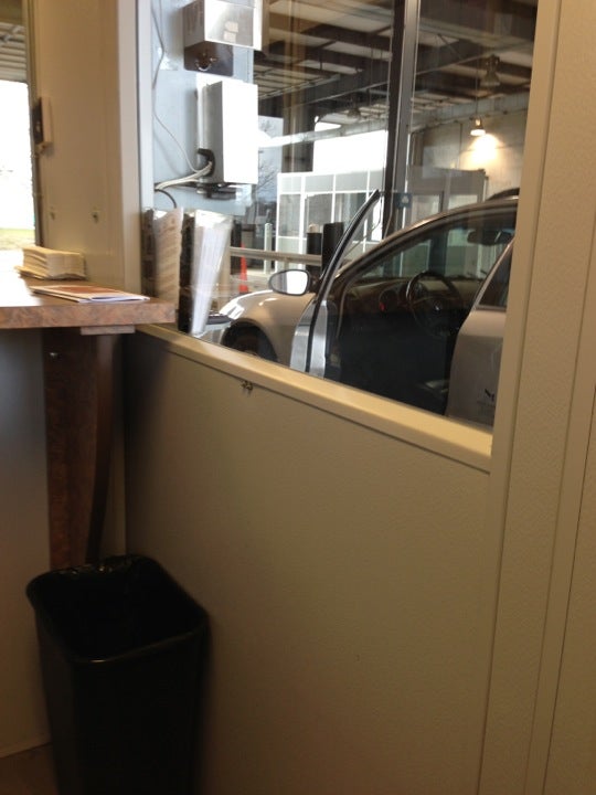 Illinois Vehicle Emissions Testing Station, 195 Liberty Rd, Crystal