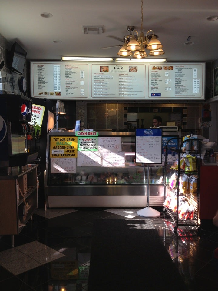 H & M Pizza & Giant Grinder, 492 Spring St, Windsor Locks, Town of, CT