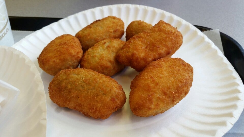 Mak's Roast Beef & Pizza, 20 Central St, Norwood, MA, Eating places MapQuest