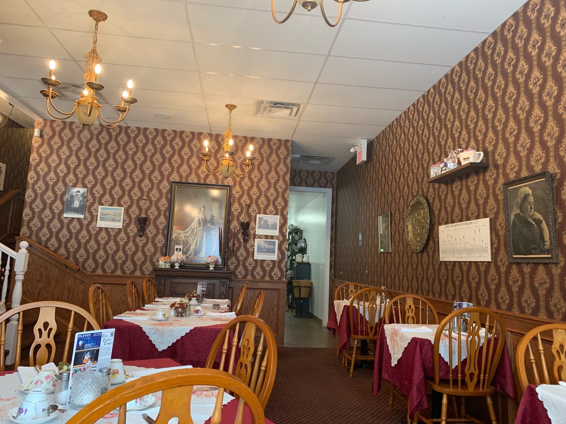 Queen Charlotte Tea Room, 5689 Main St, Niagara Falls, ON L2G 5Z3, CA -  MapQuest