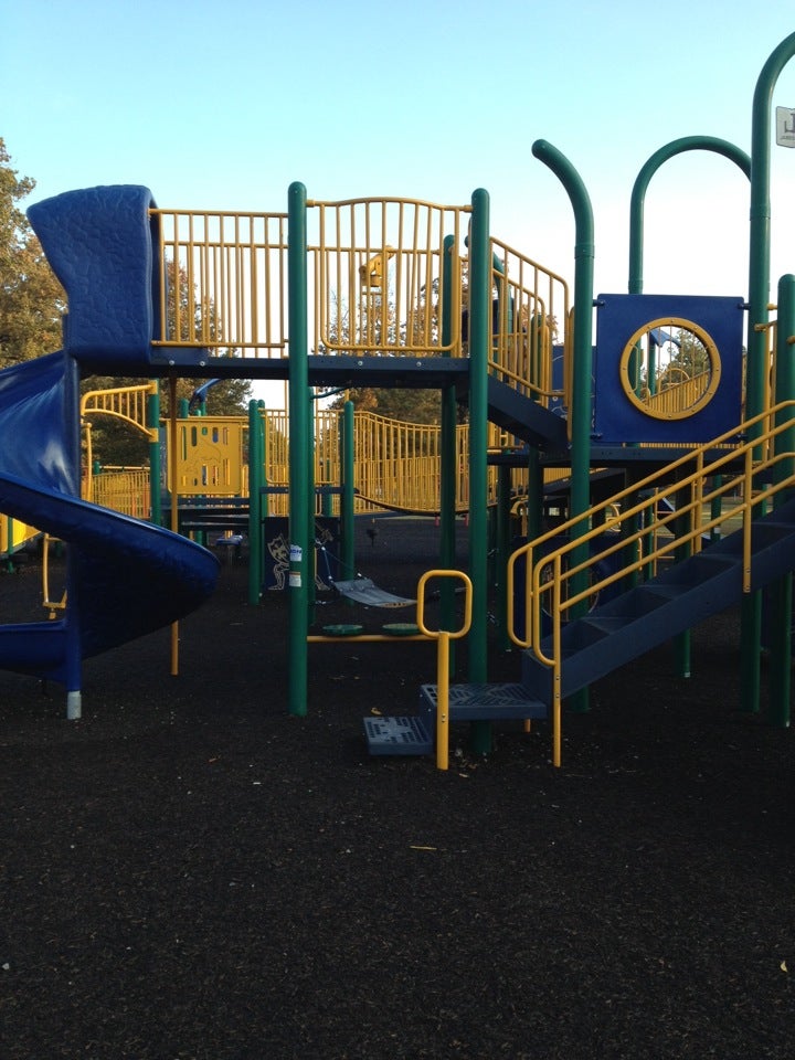 Robert Coleman Splash Park, 1100 Walter Jetton Blvd, Paducah, KY, Parks