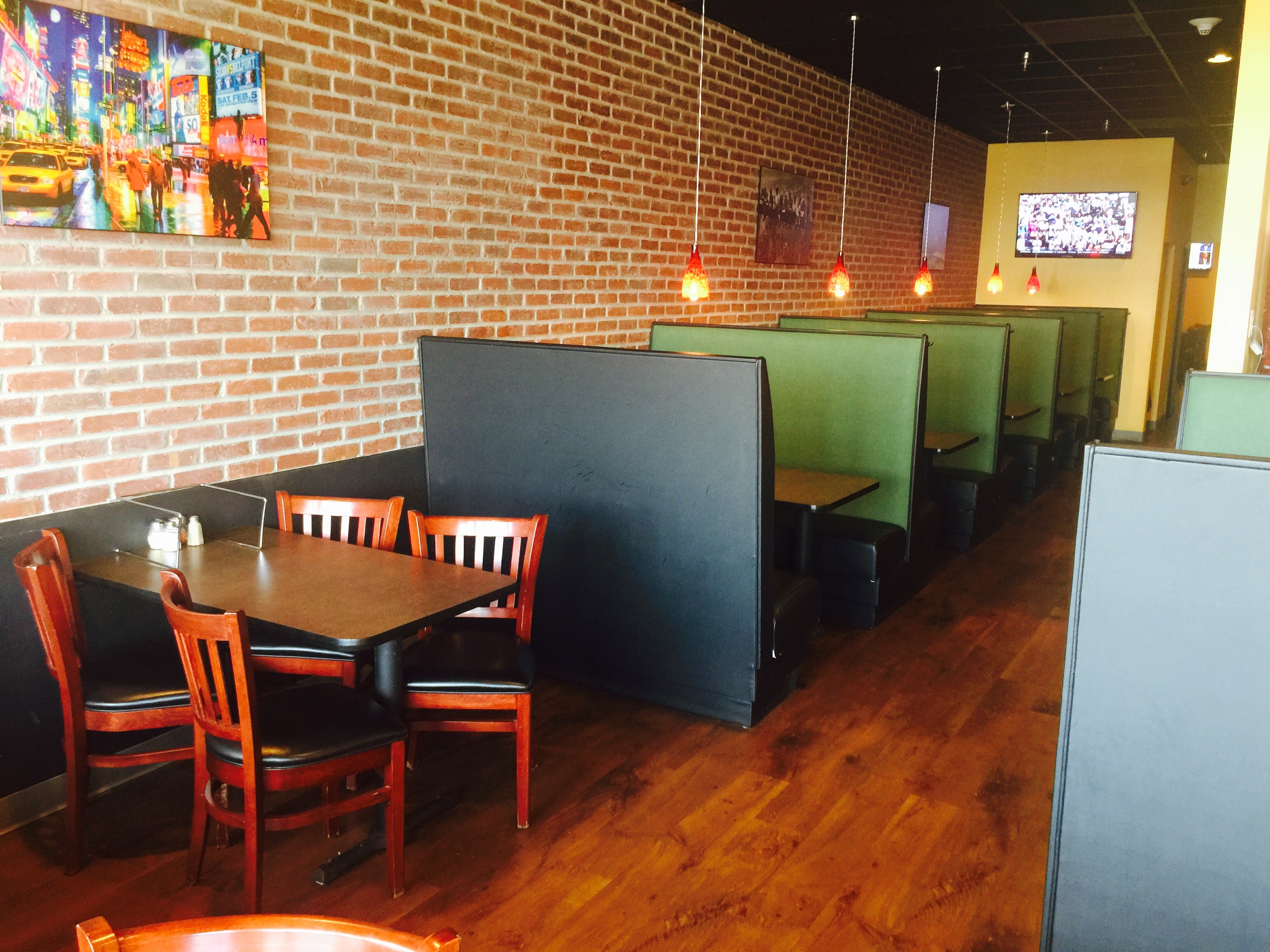 Garlic Knot, 5120 E Arapahoe Rd, Centennial, CO, Eating places MapQuest