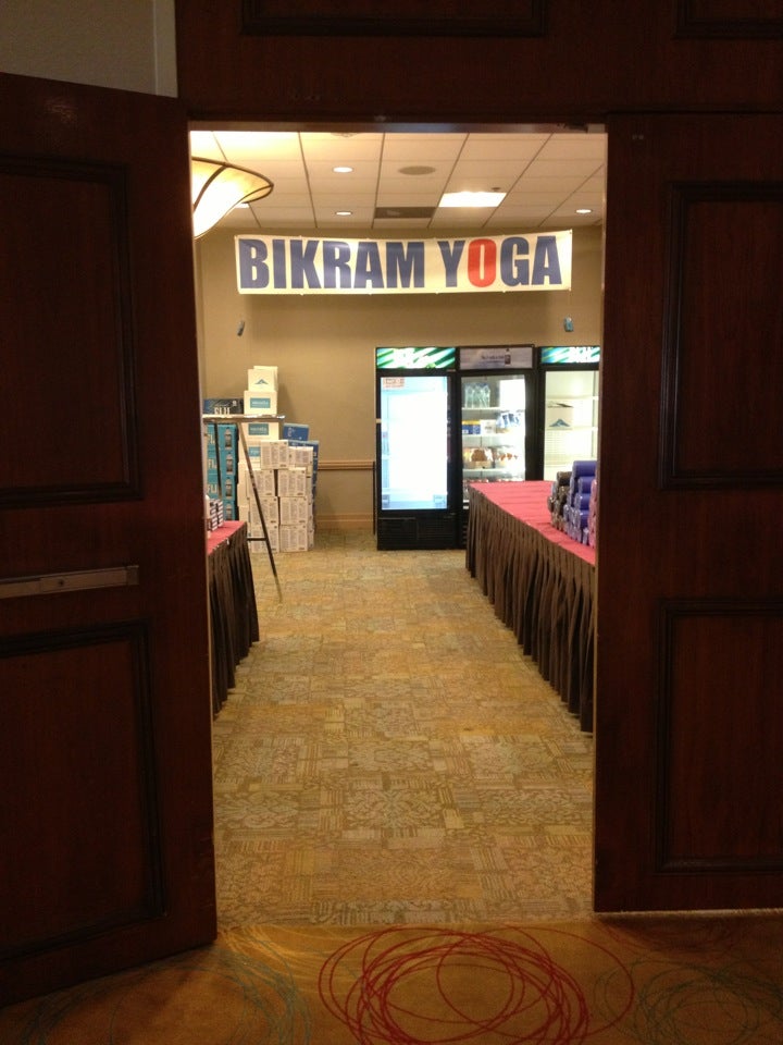 Bikram Yoga Boutique 6225 W Century