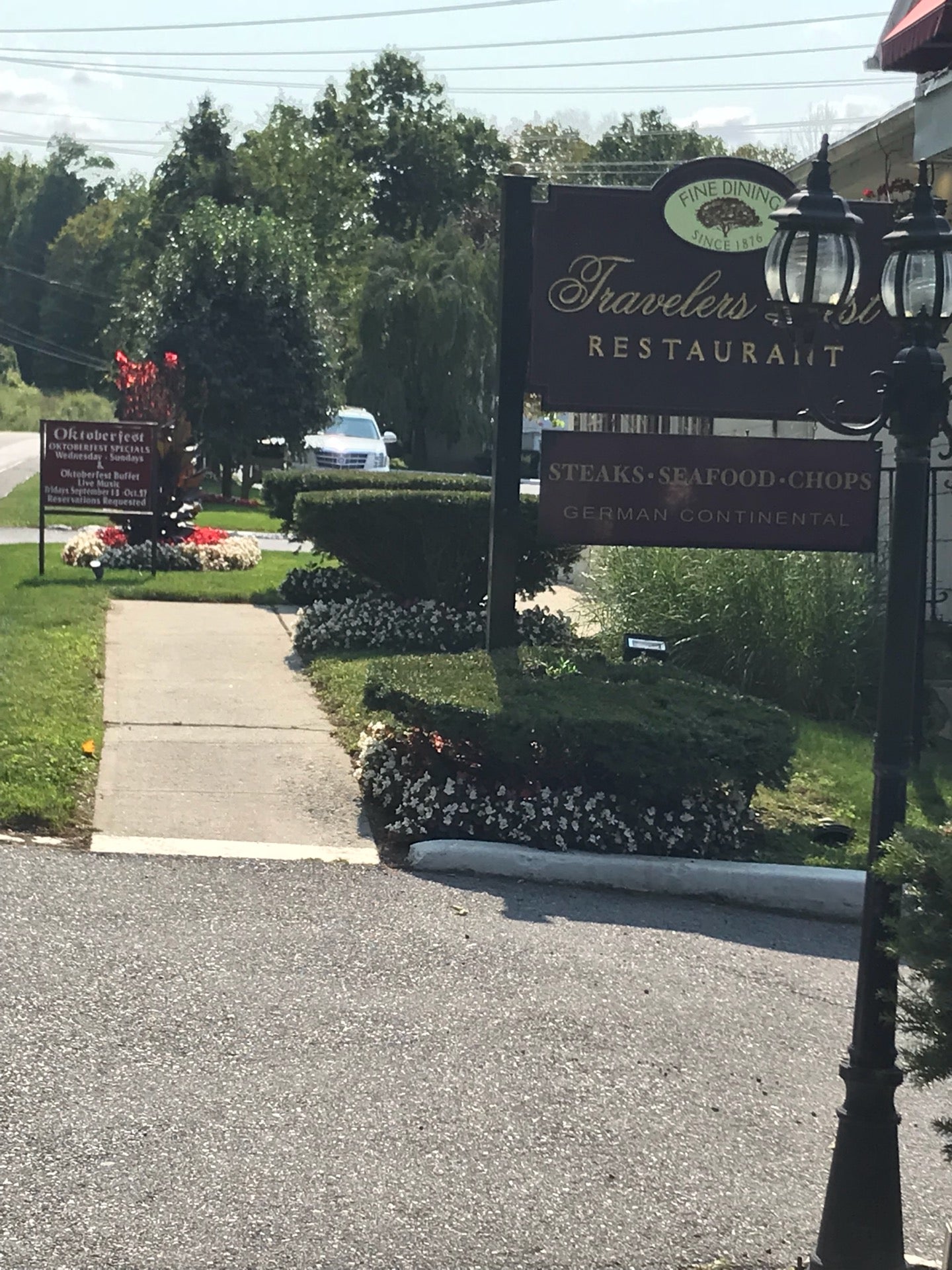 Travelers Rest, 25 Route 100, Ossining, NY, Eating places MapQuest