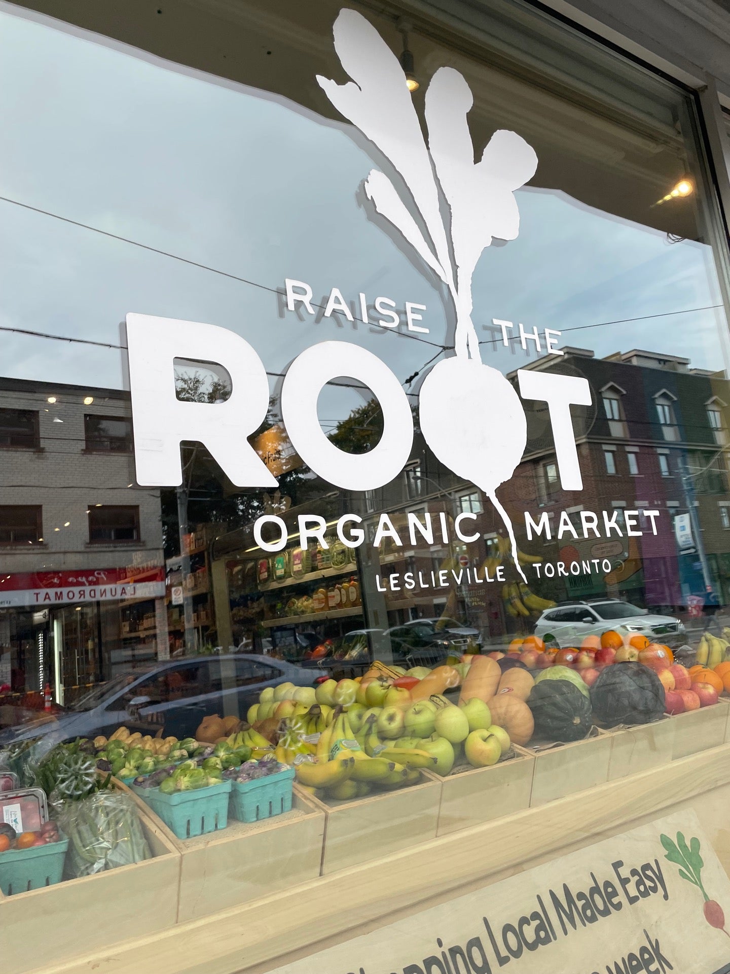 Raise The Root Organic Market