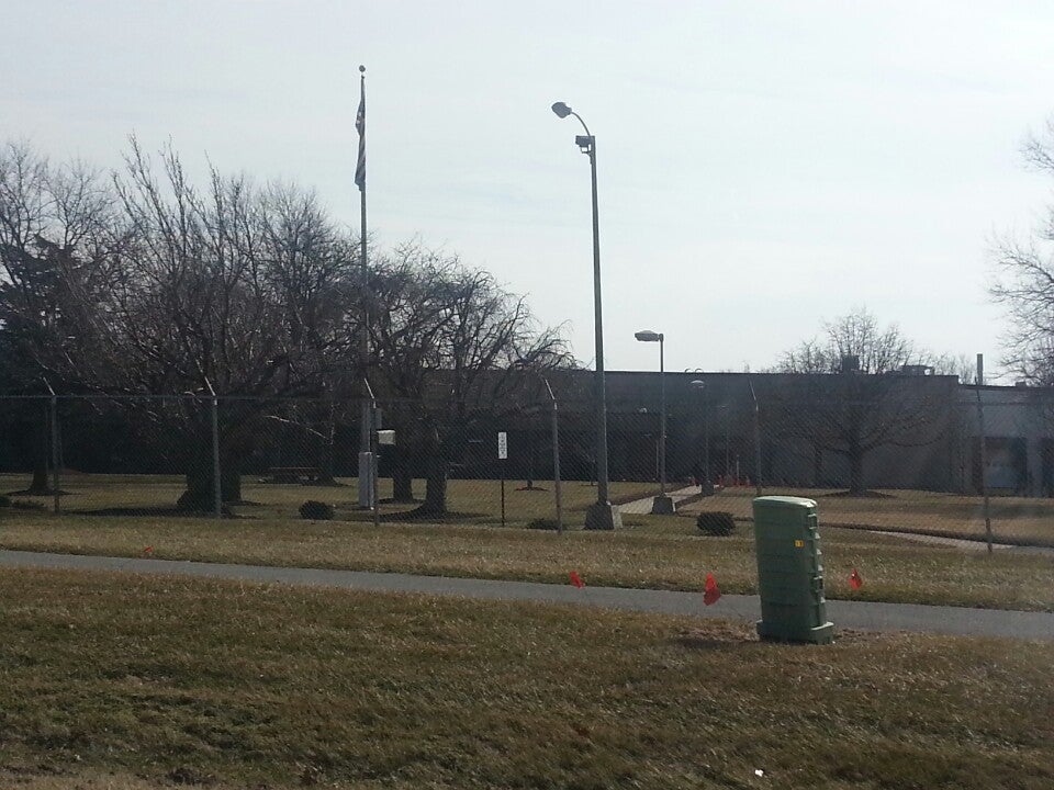 Procter & Gamble Dover Wipes Co, 1340 W North St, Dover, DE, Perfumes