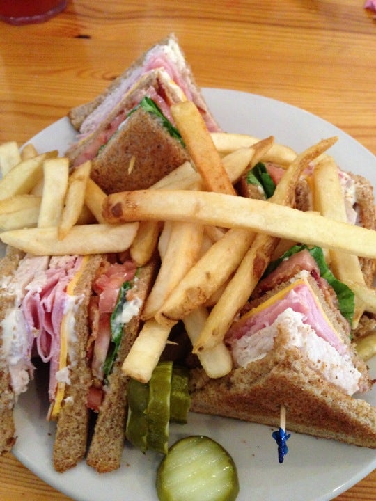 Dillon's Cinnamon Sticks Restaurant and Bakery, 727 S Us Highway 41