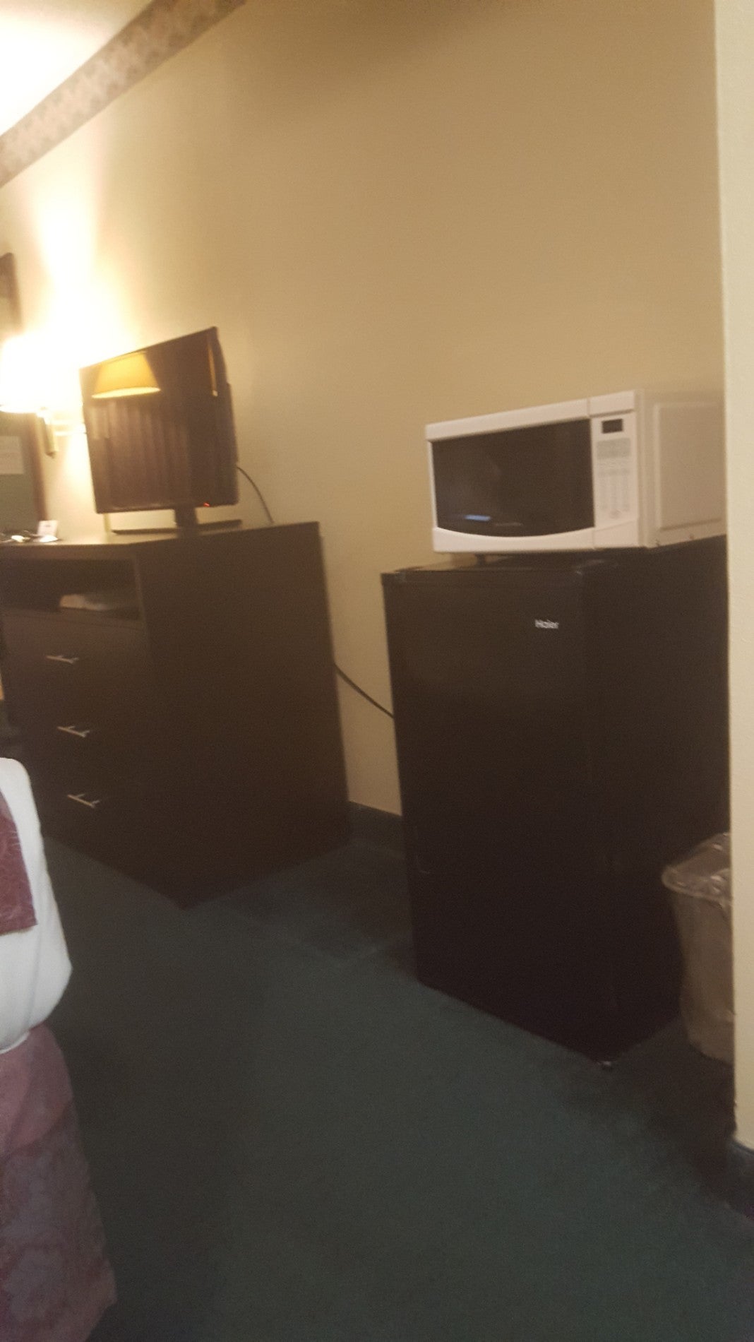 Days Inn By Wyndham JellicoTennessee State Line, 1417 5th St, Jellico, TN, Hotels & Motels