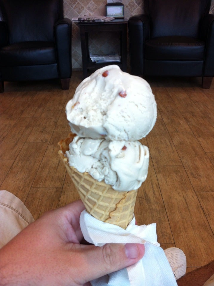Kimi's Ice Cream & Sweets, 143 Harbor Village Ln, Apollo Beach, FL, Eating places MapQuest