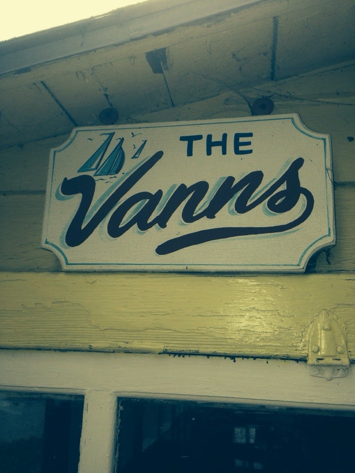 Le Club Frontenac, 9736 S Frontenac Rd, Covert, Town of, NY, Bars