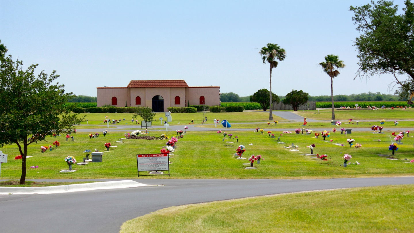 Restlawn Memorial Park, 1416 E Business 83, La Feria, TX, Cemeteries ...