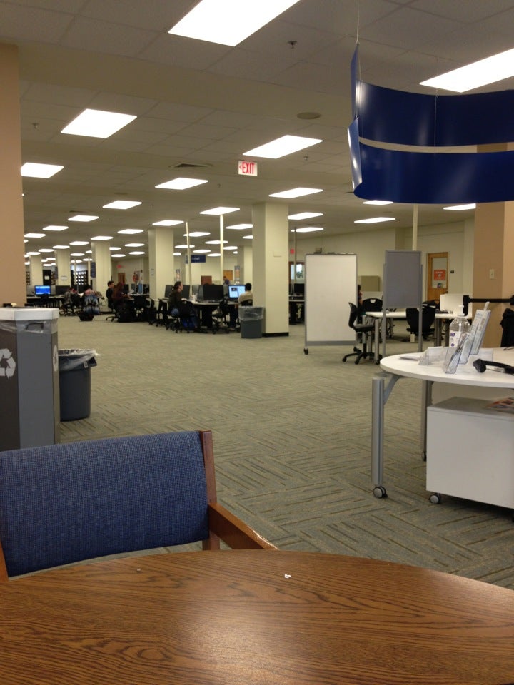 UTA Central Library, 702 Pl, Arlington, TX, Public Library