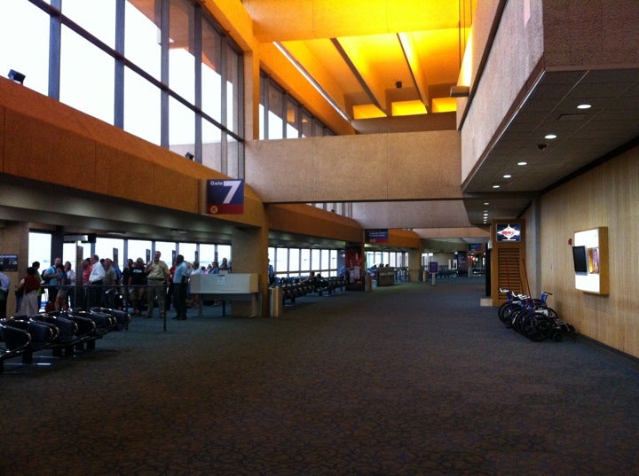 Lubbock Preston Smith International Airport, 5401 N Martin Luther King