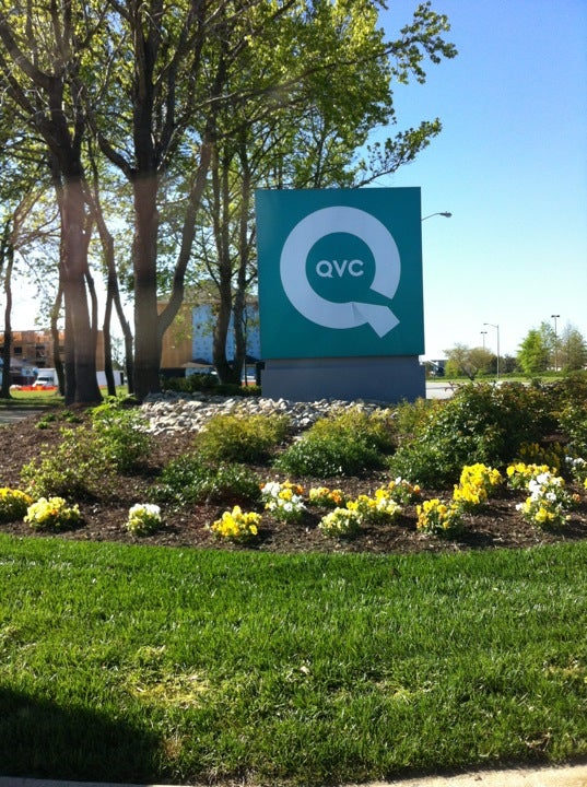 QVC Chesapeake, 1553 River Birch Run N, Chesapeake, VA, Office & Desk