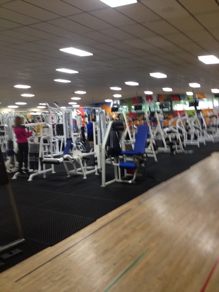 Nautilus Fitness Center, 3200 Chesterfield Ave, Charleston, WV, Health