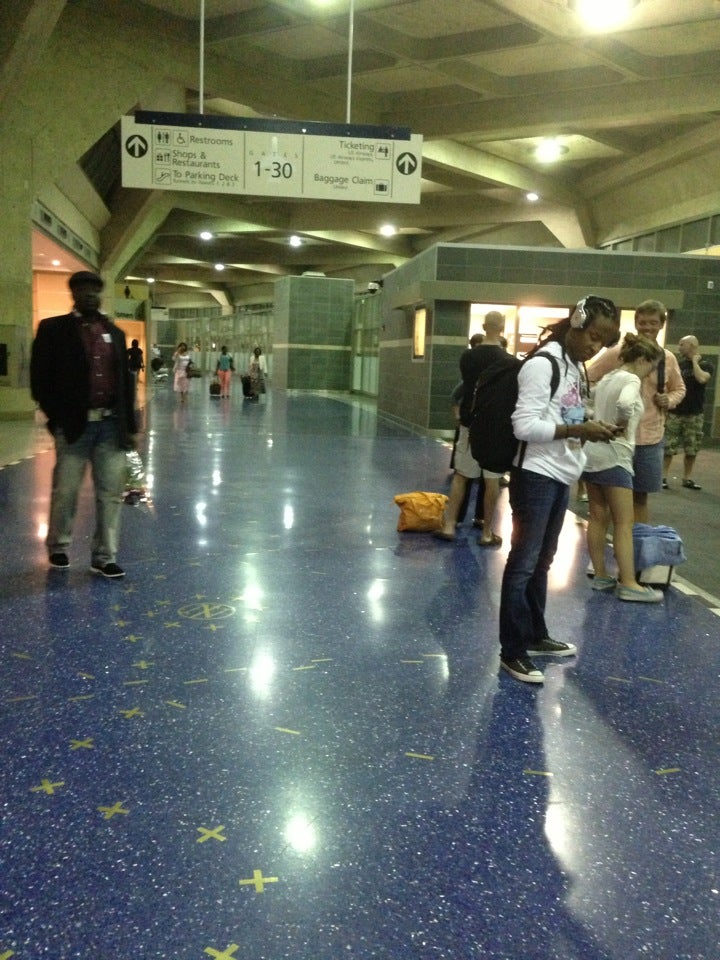 Kansas City Int'l Airport, 1 International Sq, Kansas City, MO MapQuest