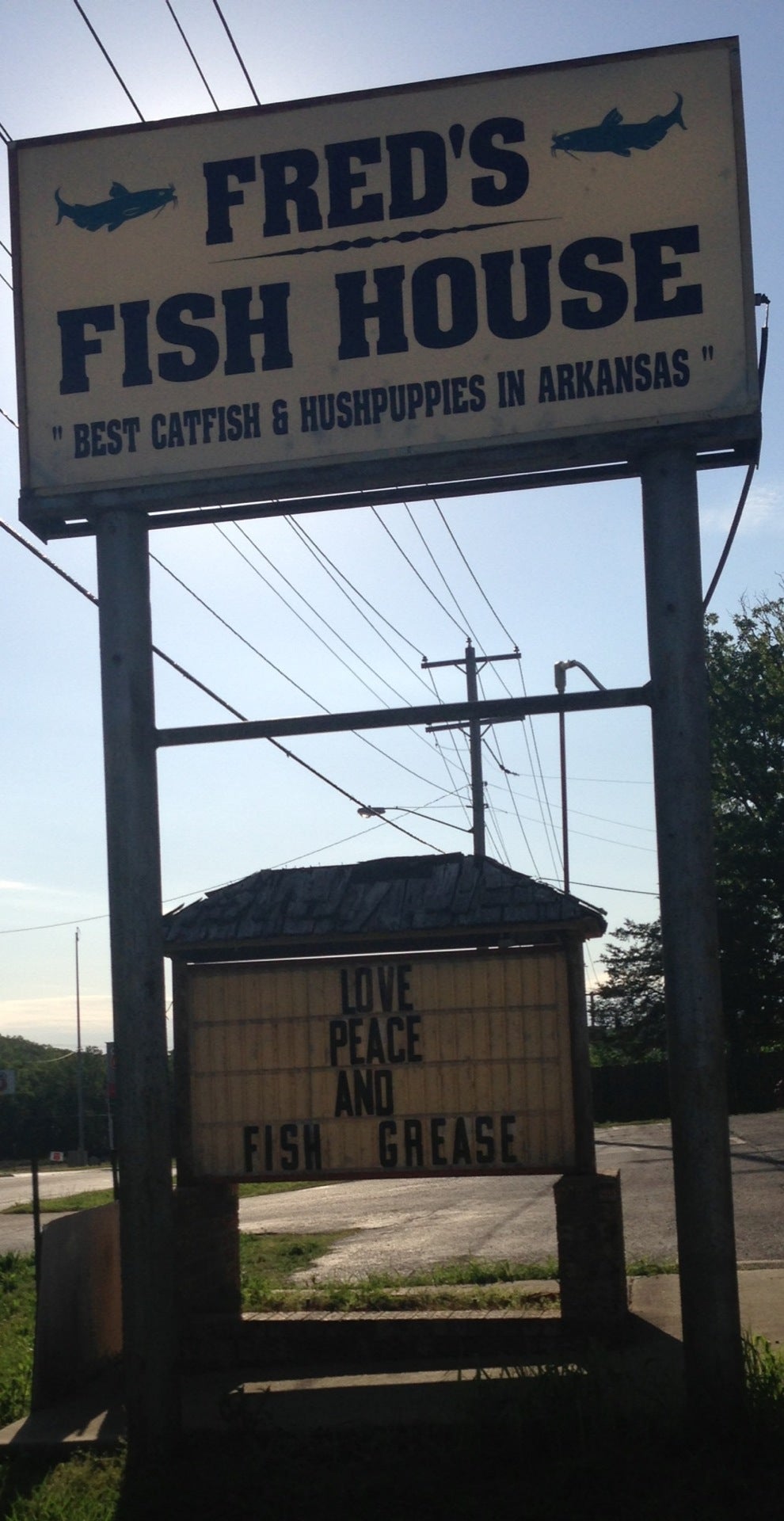 Fred's Fish House, 3777 Harrison St, Batesville, AR, Eating places