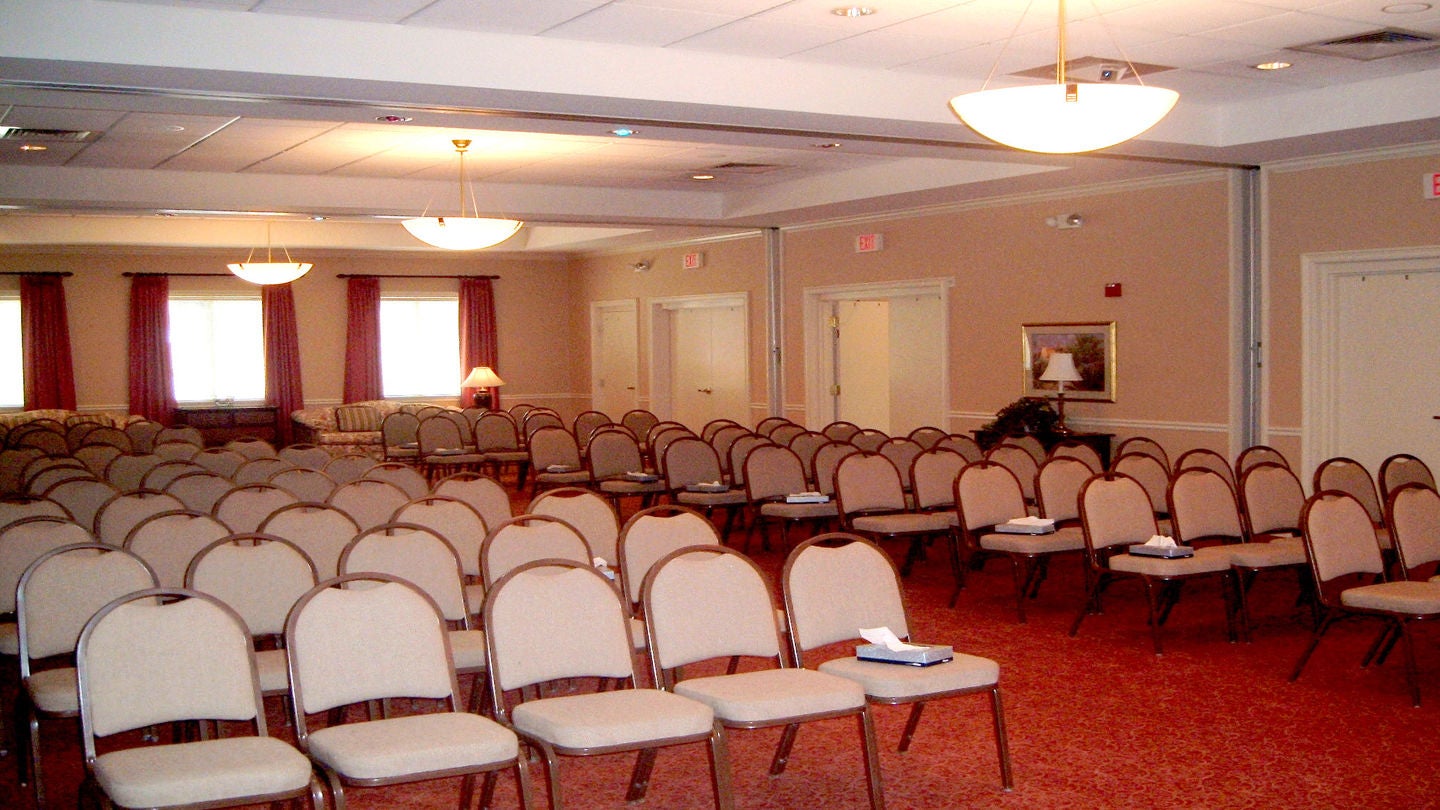 HardageGiddens Chapel Hills Funeral Home, 850 St Johns Bluff Rd N