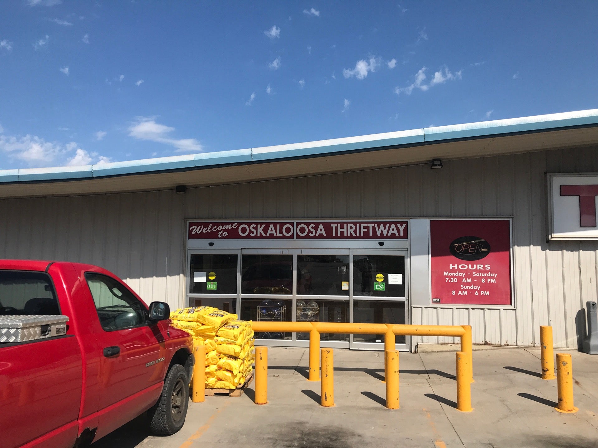 Oskaloosa Thriftway, 507 Walnut St, Oskaloosa, KS MapQuest